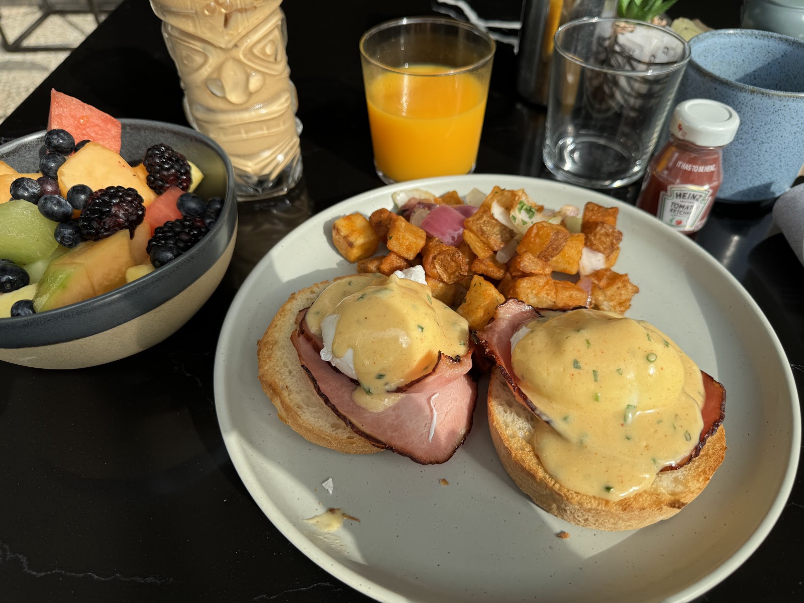 Eggs Benedict