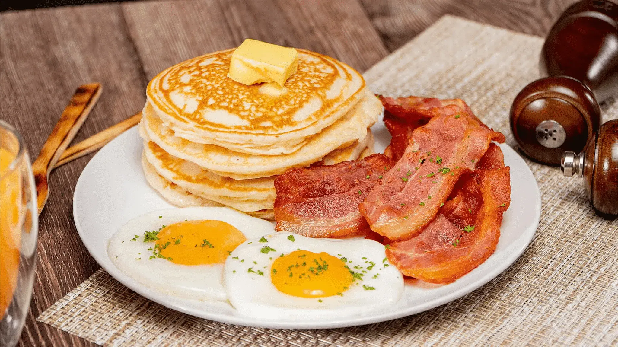 Alpha Pancakes with Eggs