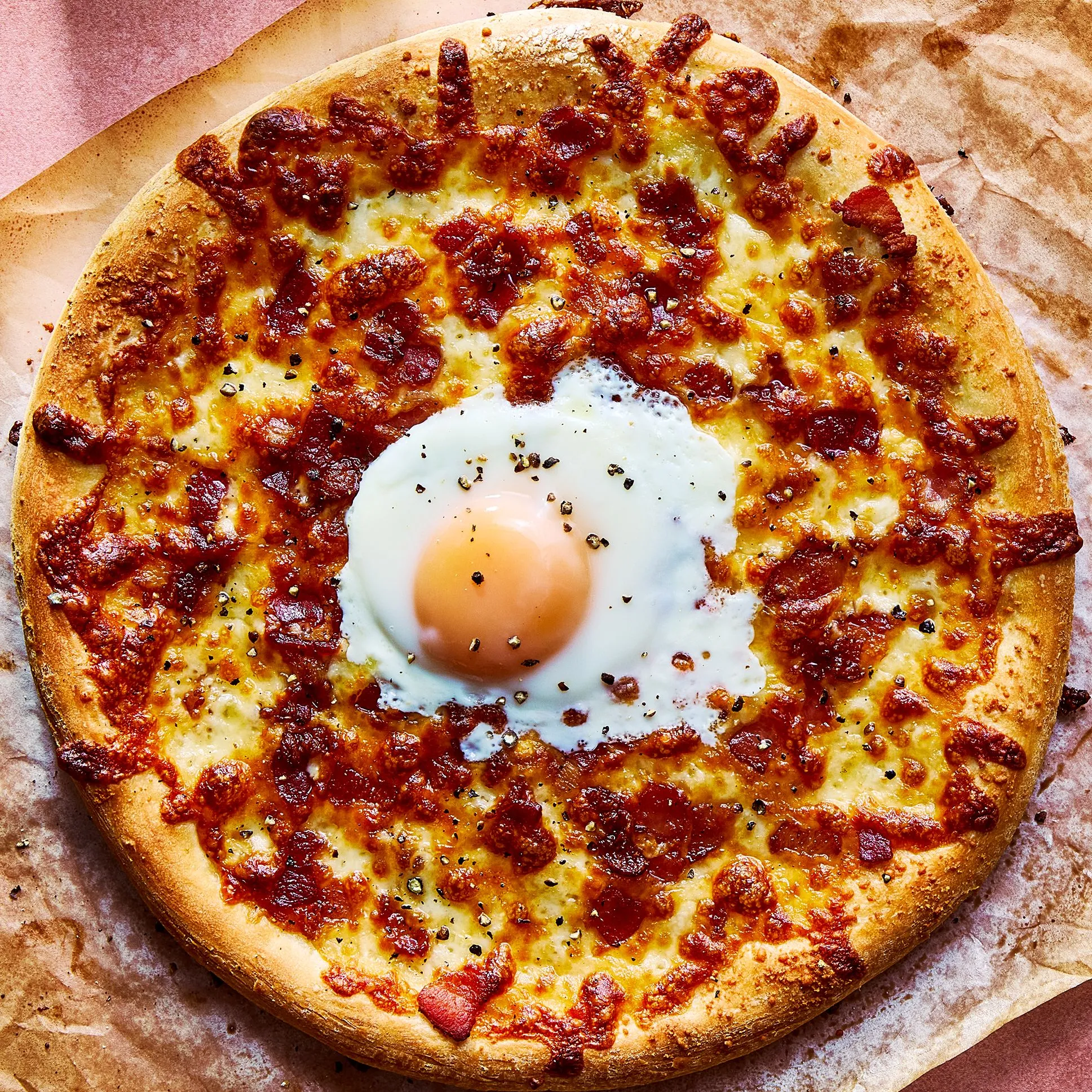 Carbonara Pizza with Egg