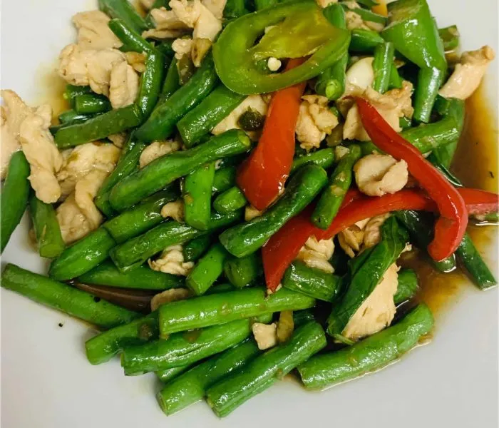 Spicy Basil Green Beans