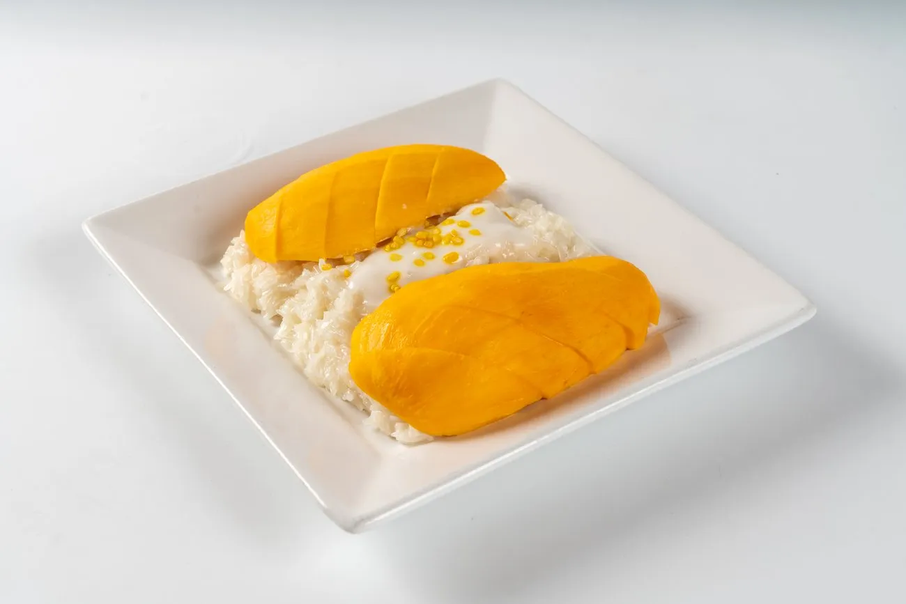 Sweet Sticky Rice with Mango