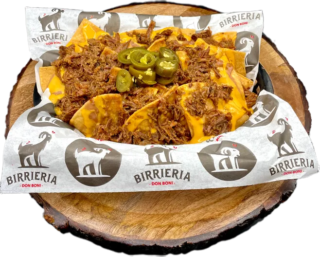 Nachos Con Carne de Chivo