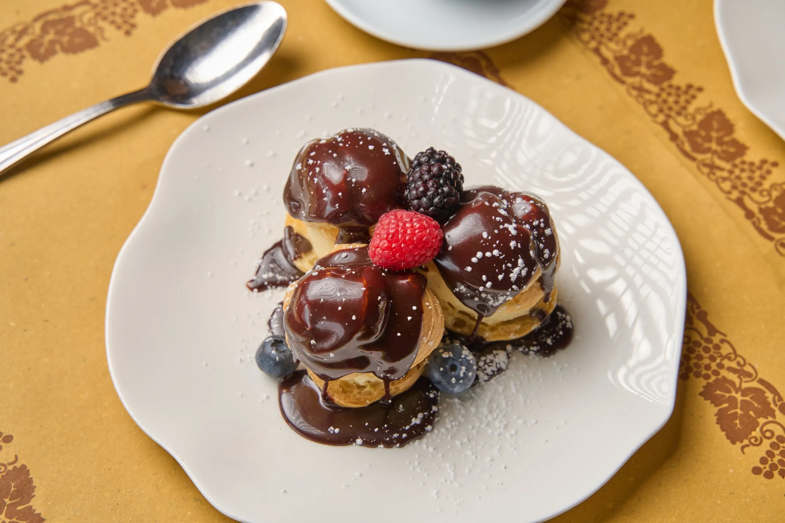 Profiteroles