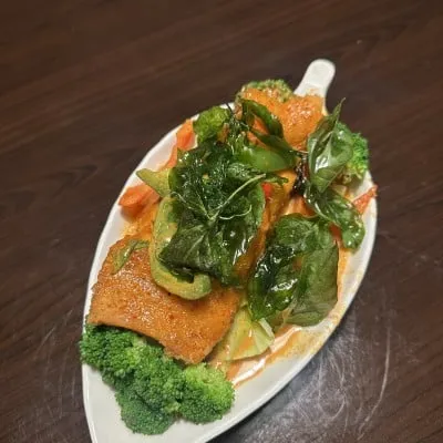 Salmon Panang