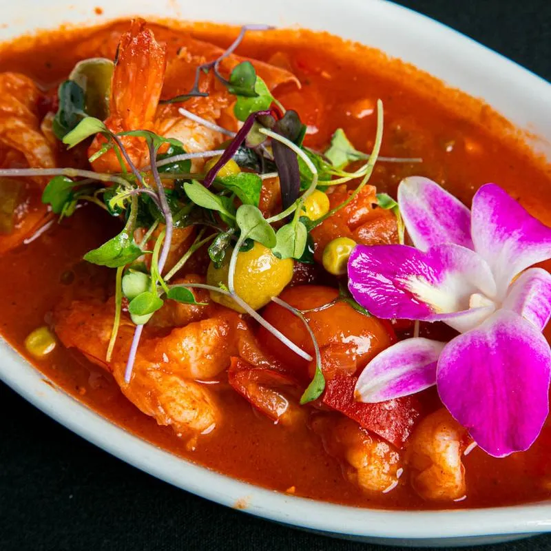 Camarones en Salsa Criolla