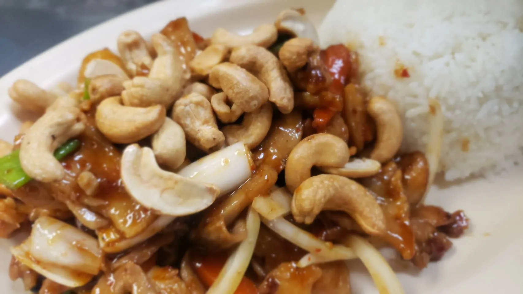 L8. Cashew Nut Roasted Chili