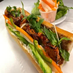 Garlic Chkn Banh Mi