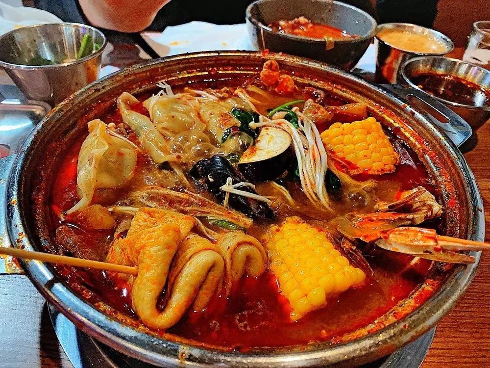 Seafood Hotpot
