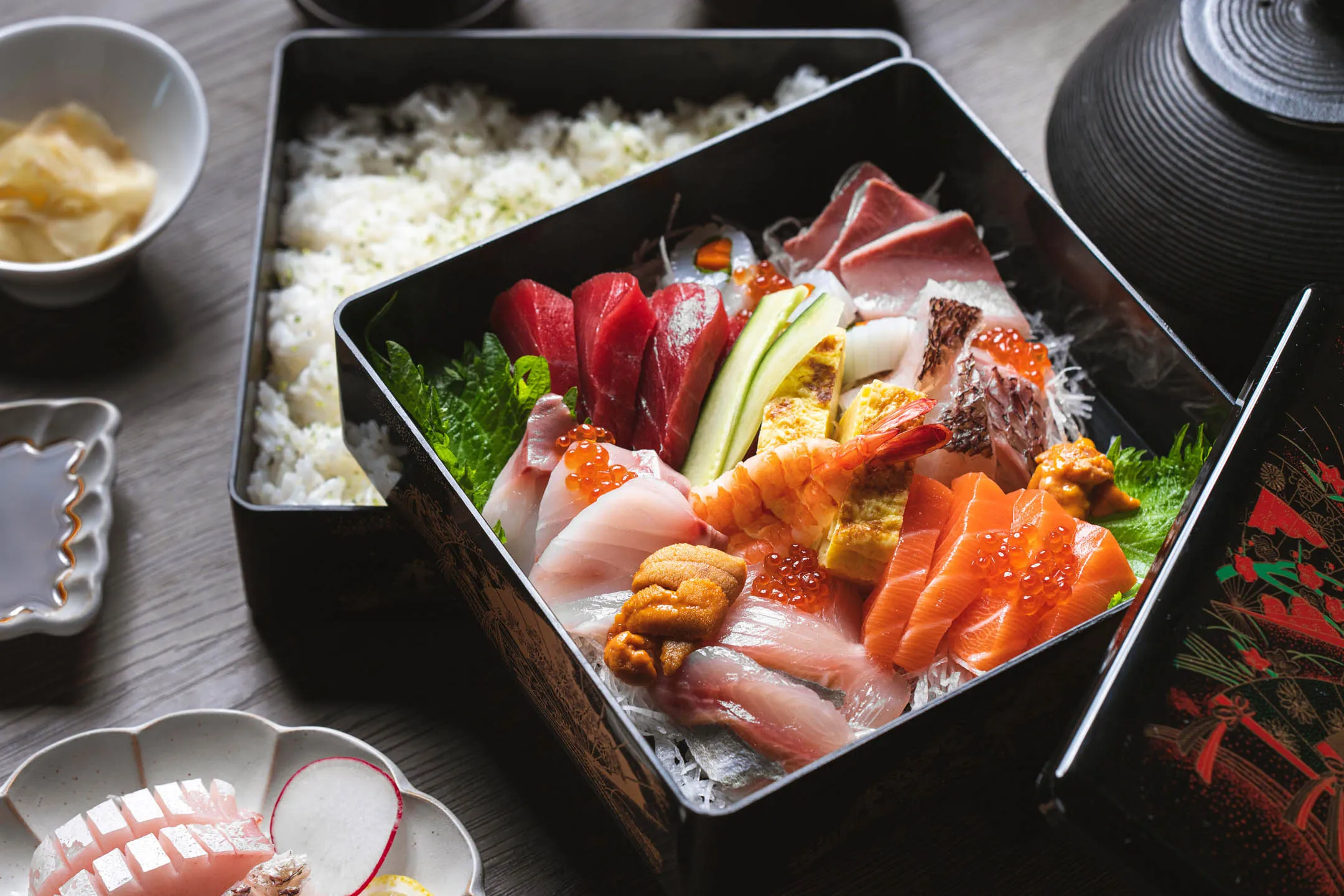 Sashimi Omakase (18 pieces)