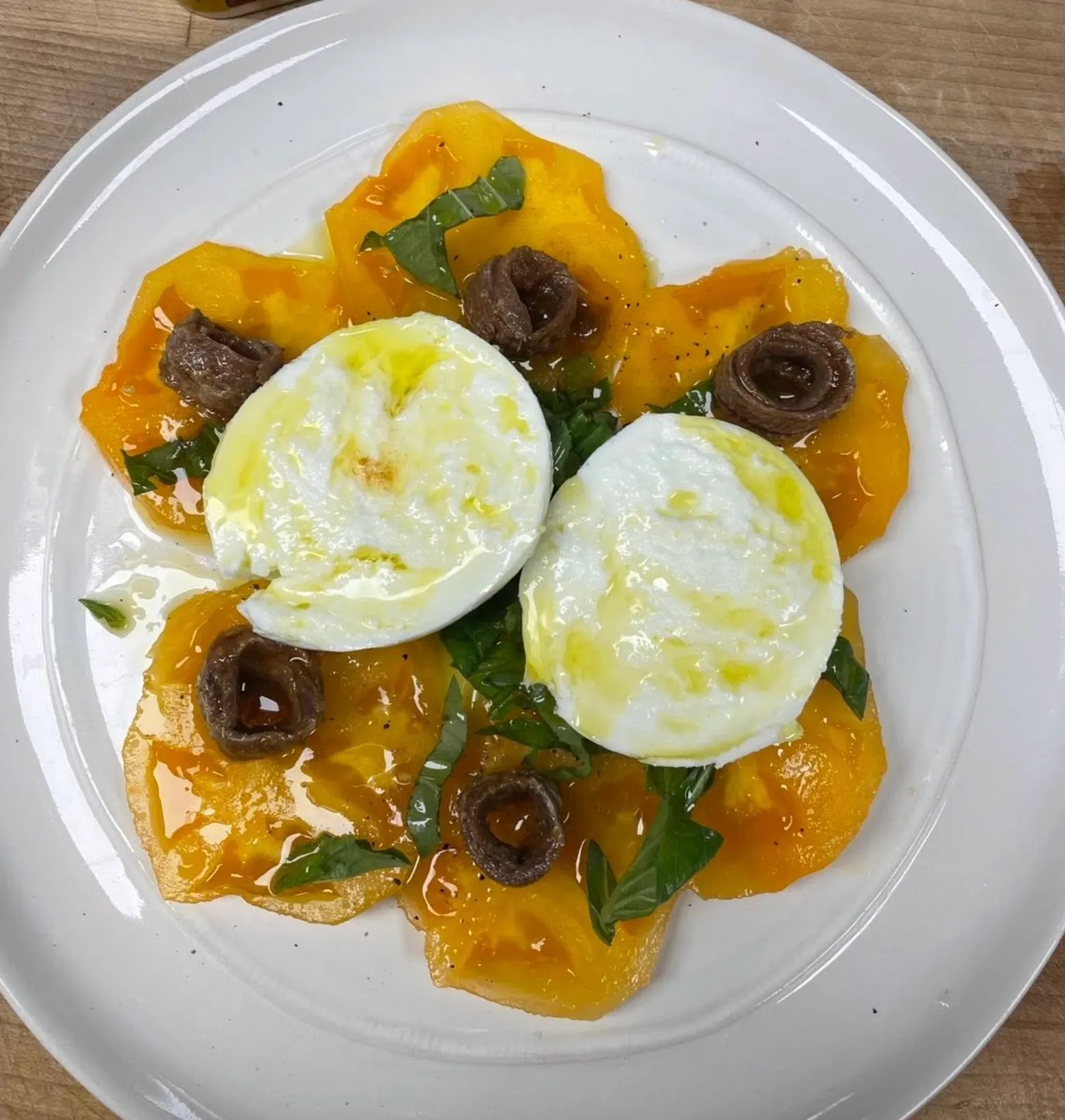 Burrata avocado