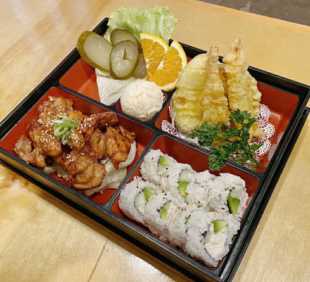Dinner 3-Choice Bento Box