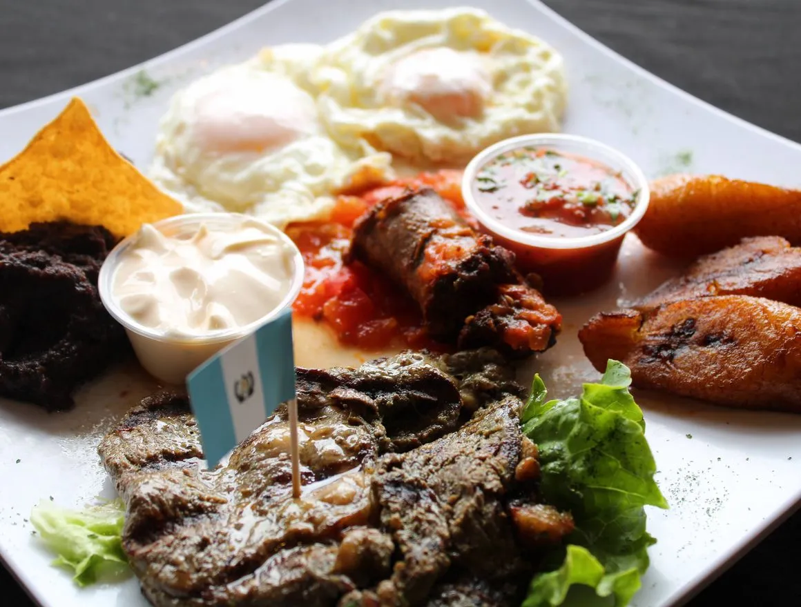 Huevos y Platanos