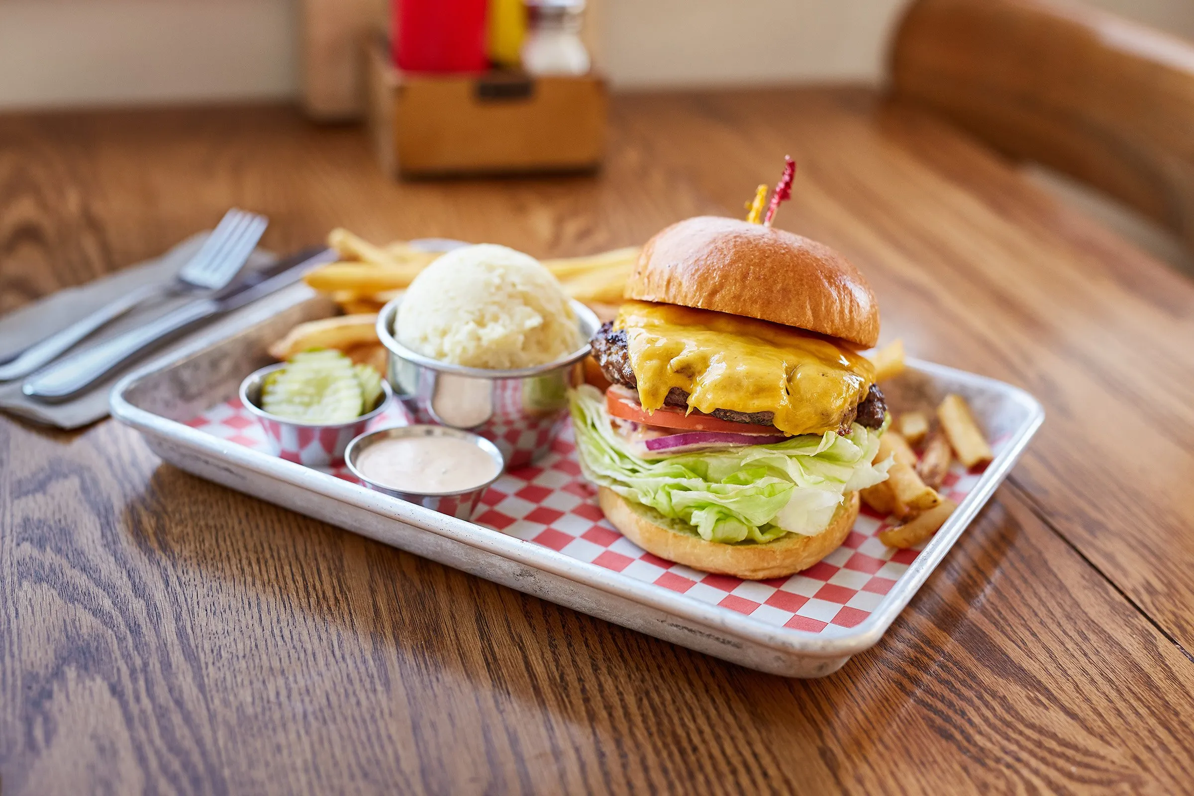 Classic Cheeseburger