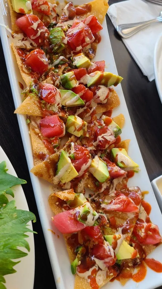 Poke Nachos