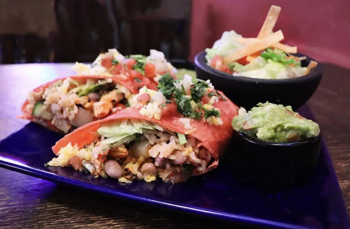 Enchiladas de Camarón Rancheras