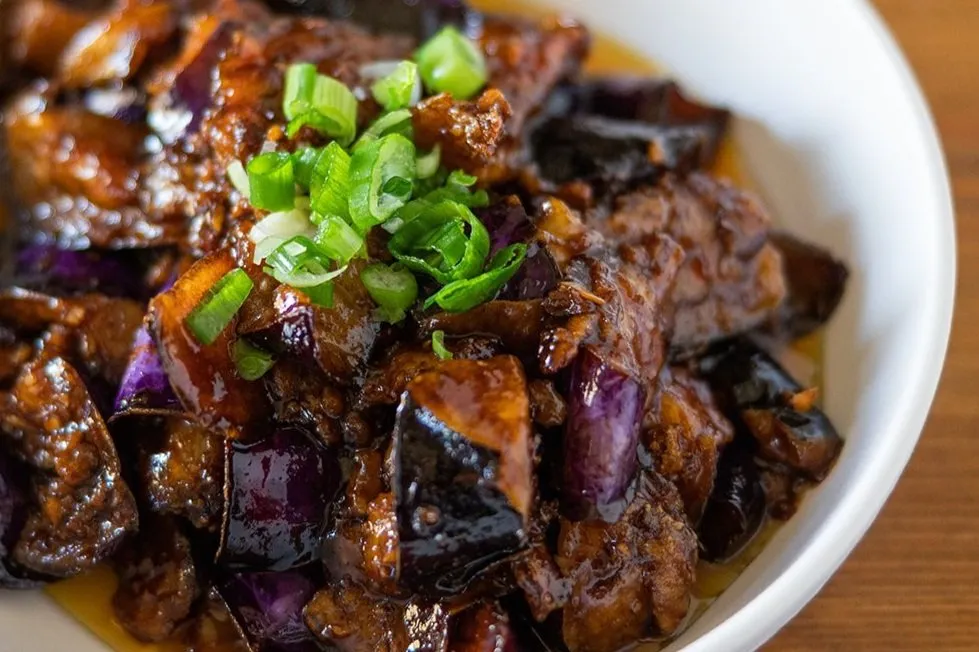 Vegetarian Eggplant w/ Garlic Sauce