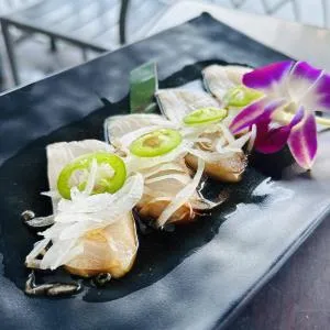 Yellowtail Carpaccio (6pcs)