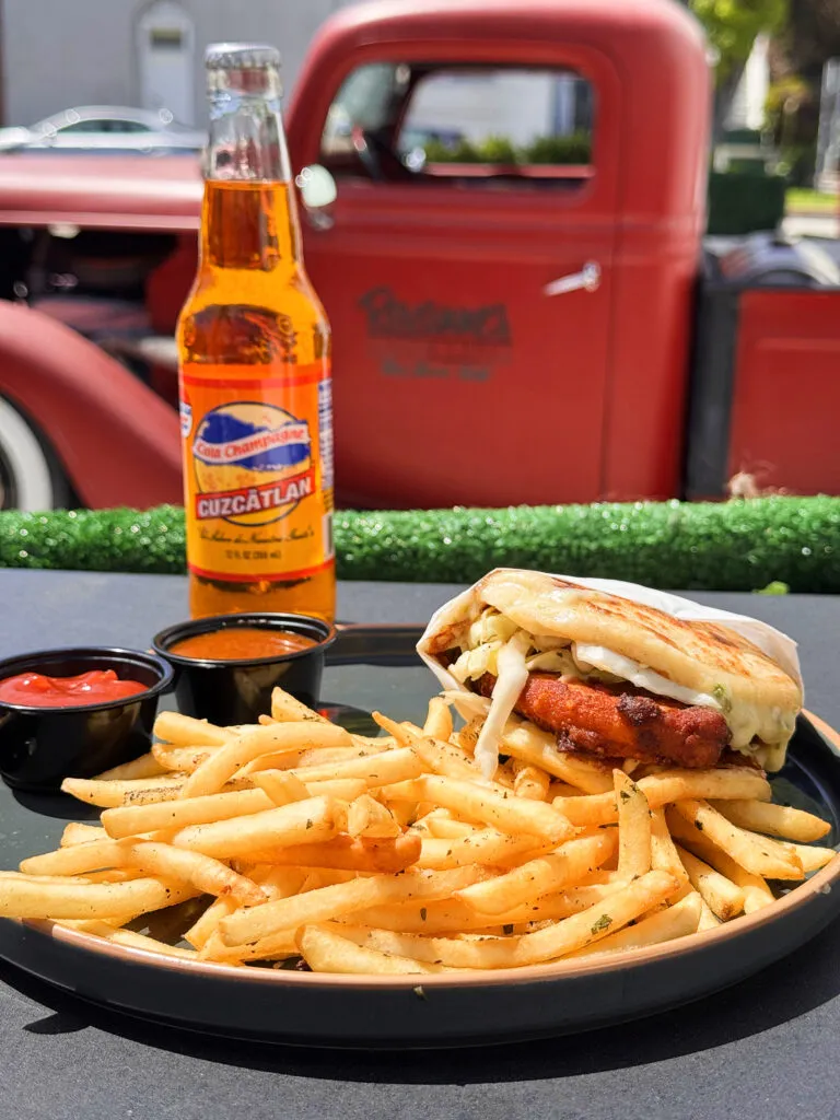 Pupusa Burger