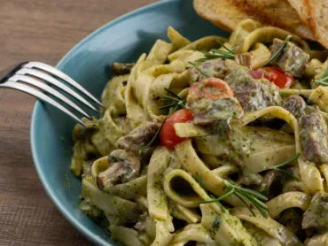 Bayshore Pesto Pasta Beef