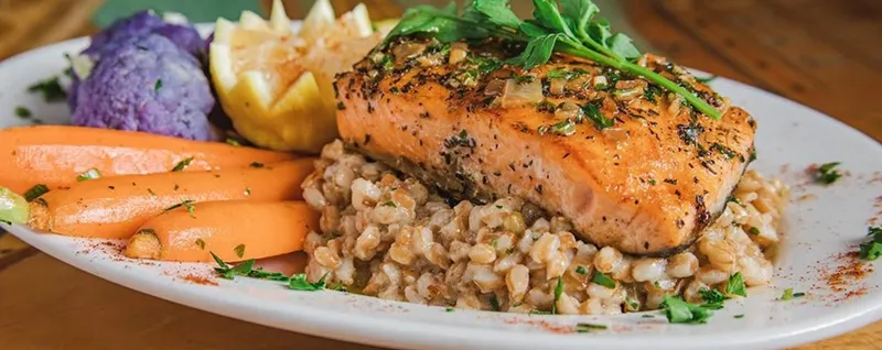 Grilled Salmon & Farro