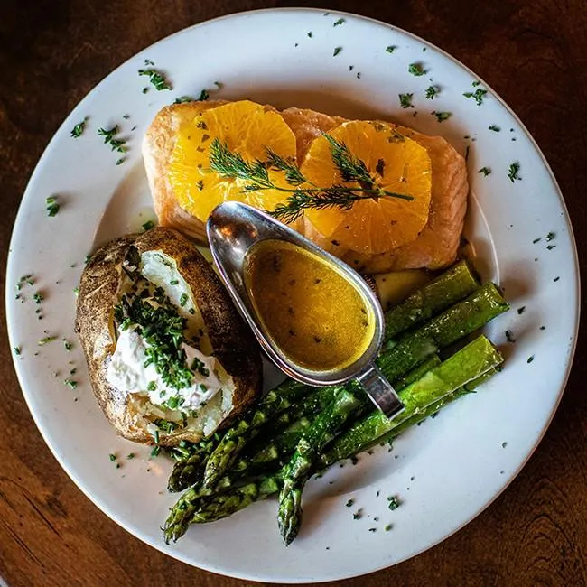 Pan Seared Salmon (Dinner)