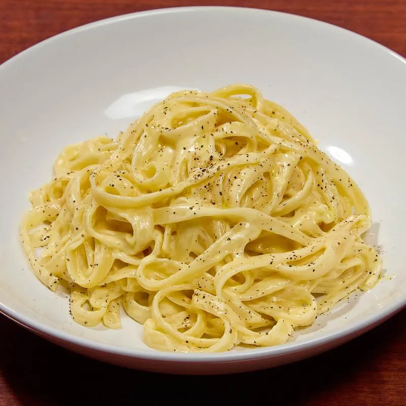 Fettuccine Alfredo