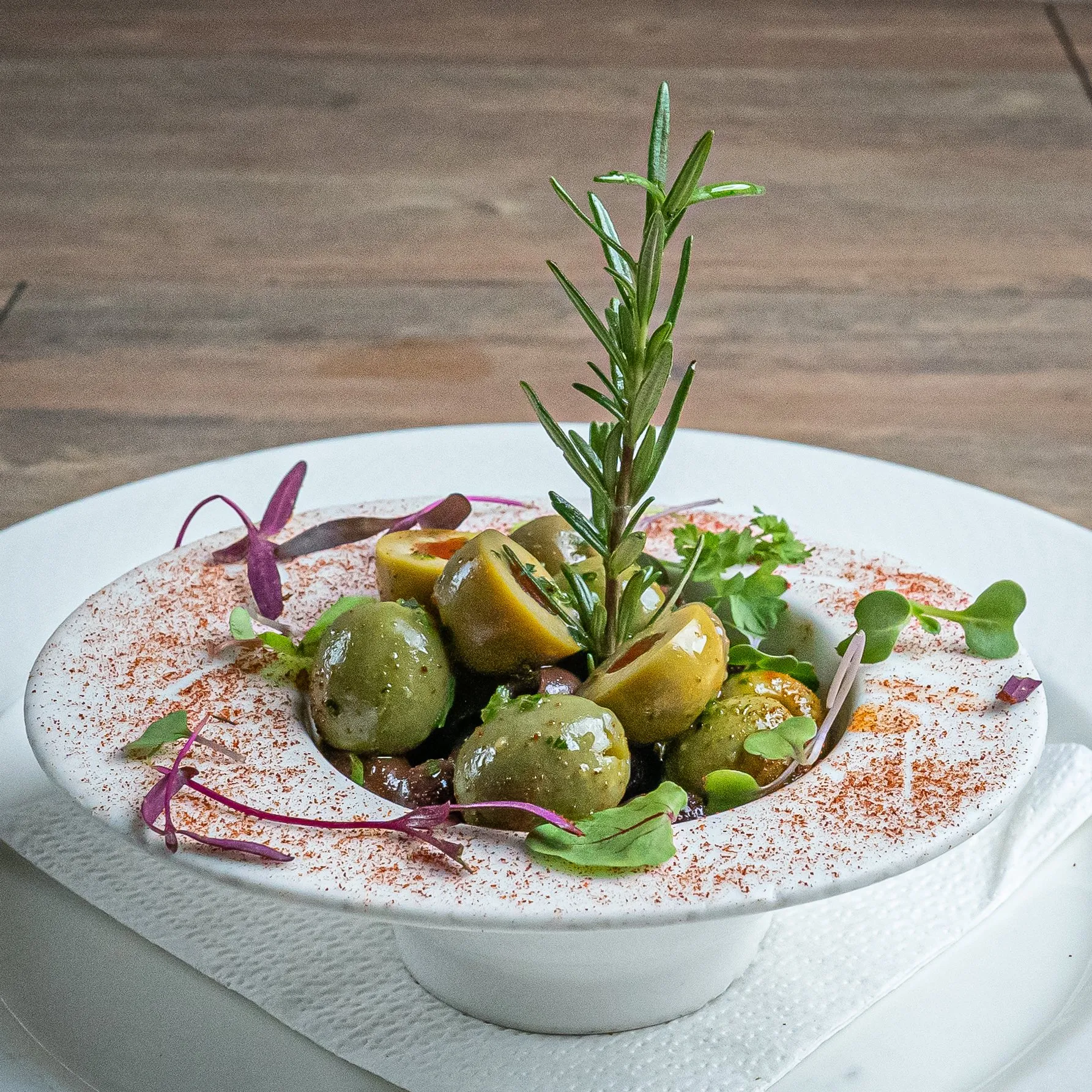 Mediterranean Olives & Herbs