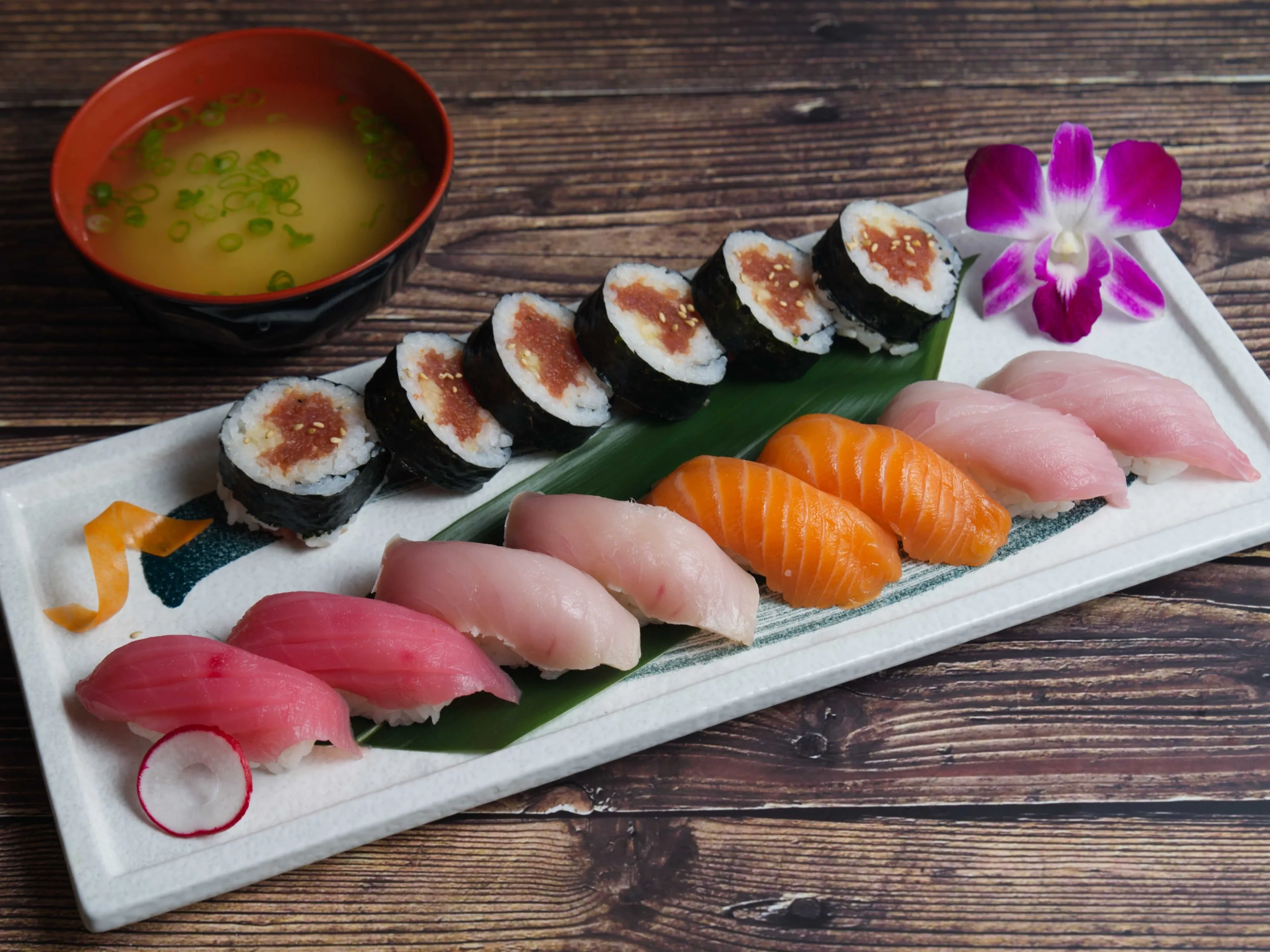 Sushi Platter 8 Pcs.