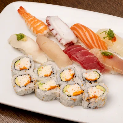 Sushi & Roll Entree