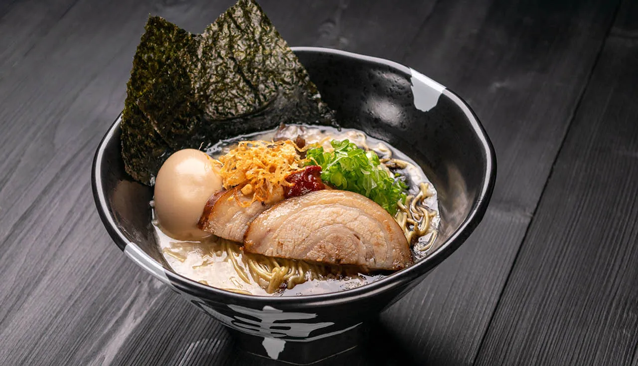JINYA Tonkotsu Black