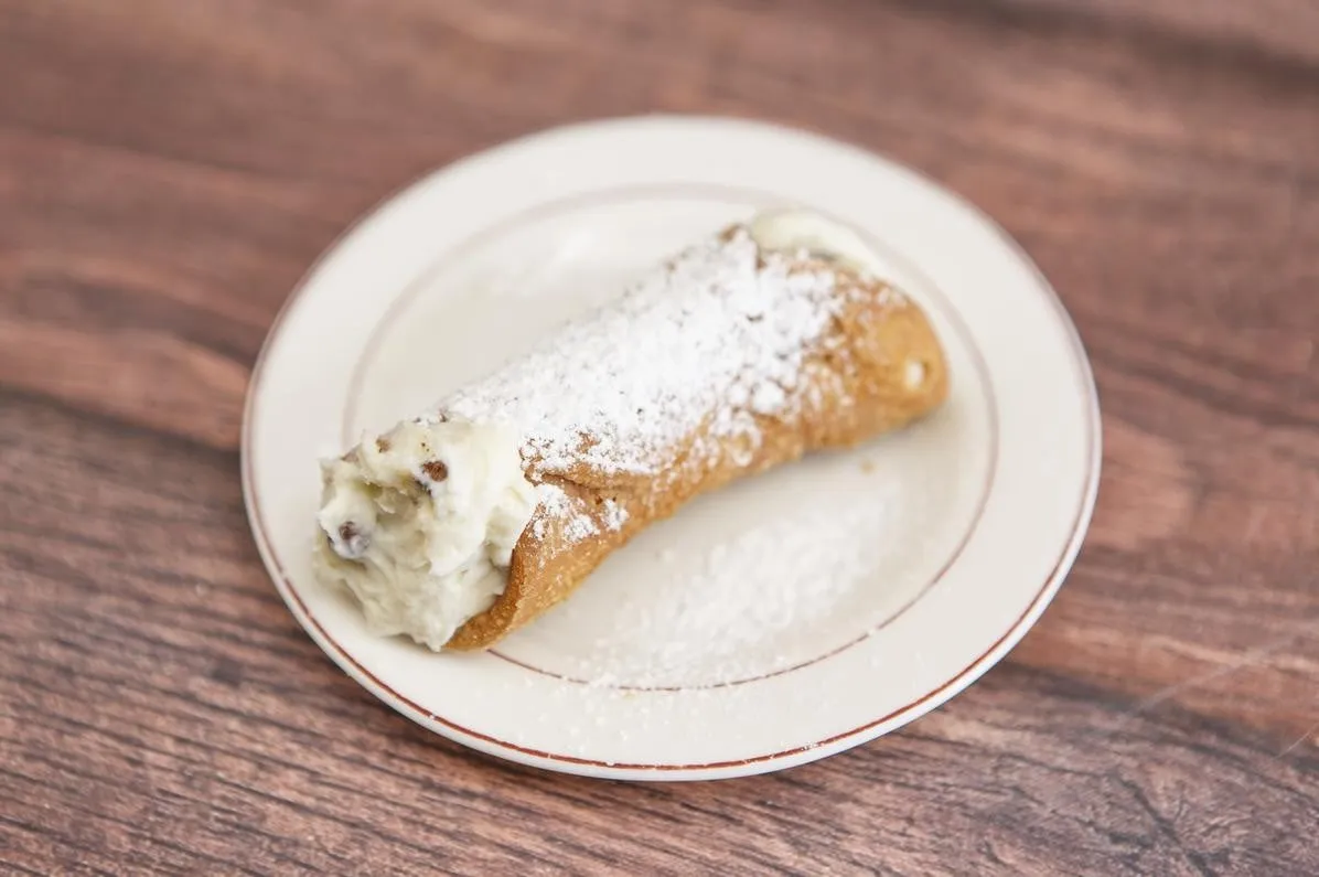 Cannoli Alla Siciliano