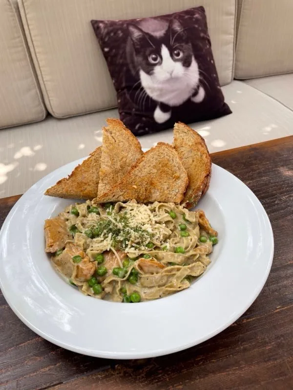 Fettuccine Alfredo