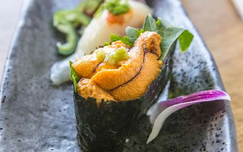 Deluxe Sushi Combo