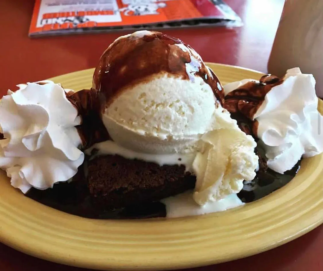 Brownie Sundae